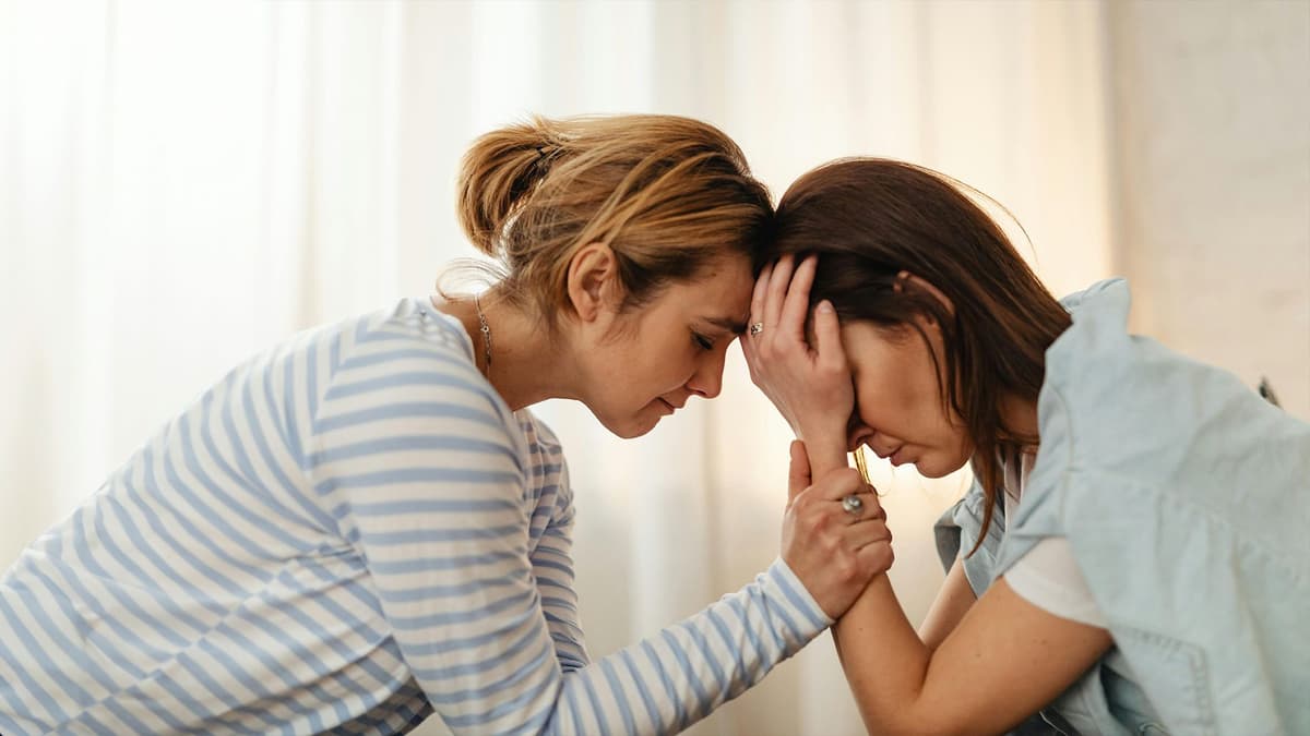 សេចក្តីស្រឡាញ់ មានការអធ្យាស្រ័យ