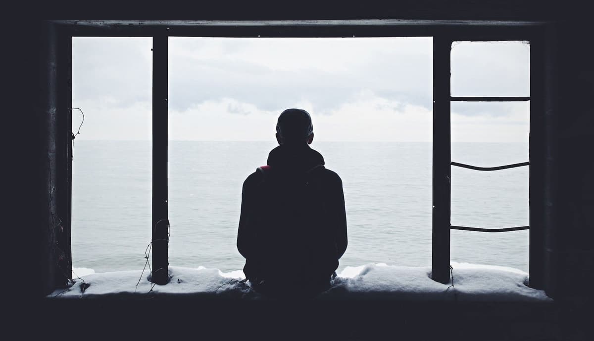 តើឯកោ ហើយអស់សង្ឃឹមឬ?