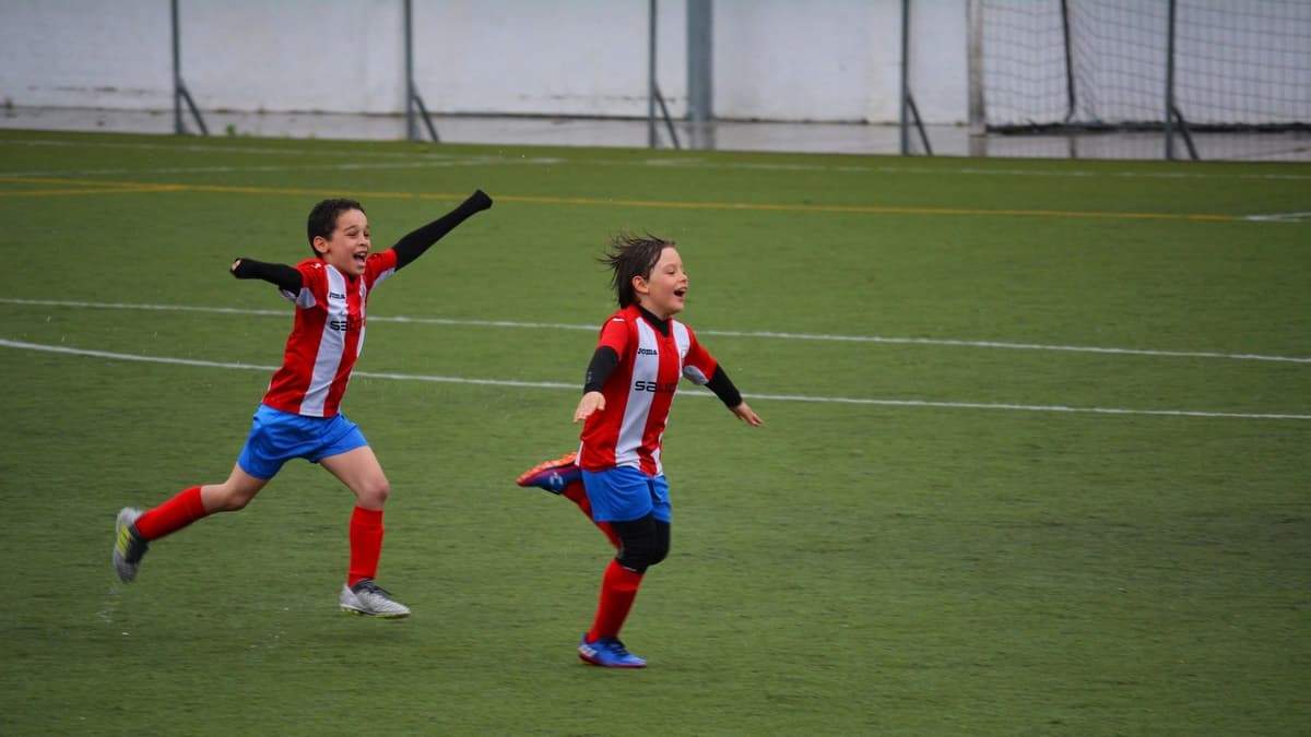 លើសពីអ្នកមានជ័យជម្នះ