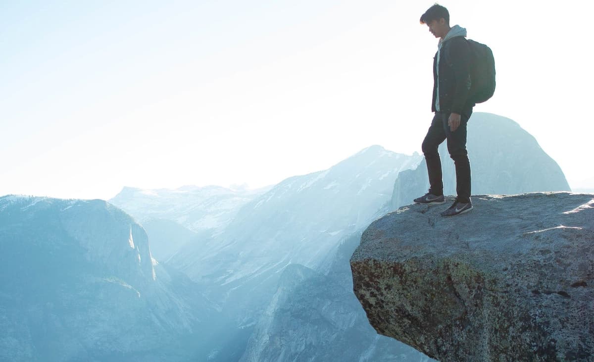 ព្រះអង្គហៅយើង ទោះយើងមនុស្សបែបណាក៏ដោយ