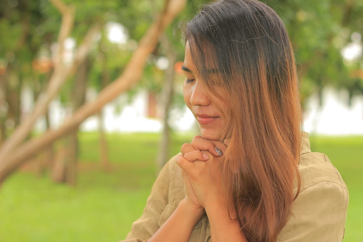 អត្តសញ្ញាណពិតប្រាកដ