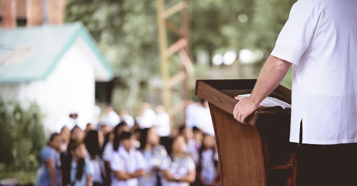 ត្រូវការអ្នកដឹកនាំខាងវិញ្ញាណ