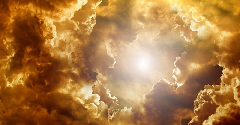 ព្រះអង្គឈរនៅស្ថានសួគ៌